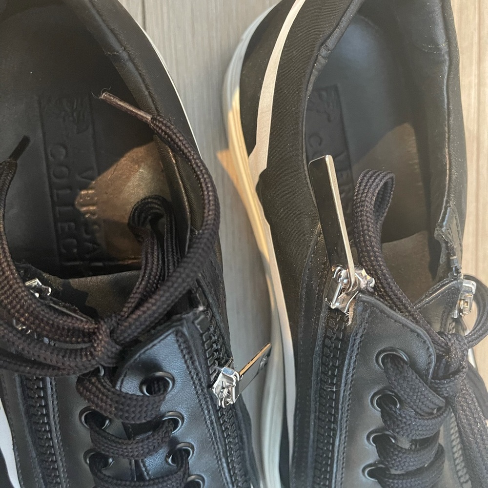 Authentic Versace shoes - Picture 3 of 5